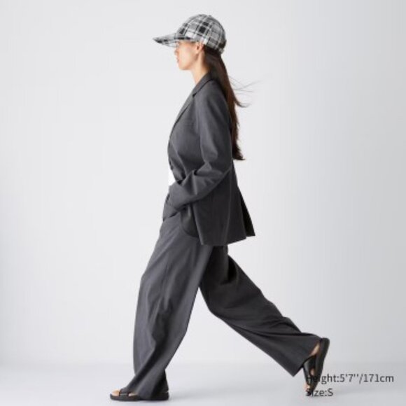 Uniqlo:C - Black Pleated Wide Straight Pant - Size M - Picture 8 of 9